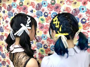 仲良くお揃い でふたごちゃんツインテール 新宿歌舞伎町の美容室 Hair Set Up S ヘアセット メイク 着付け